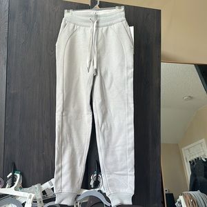 Lulu lemon scuba joggers